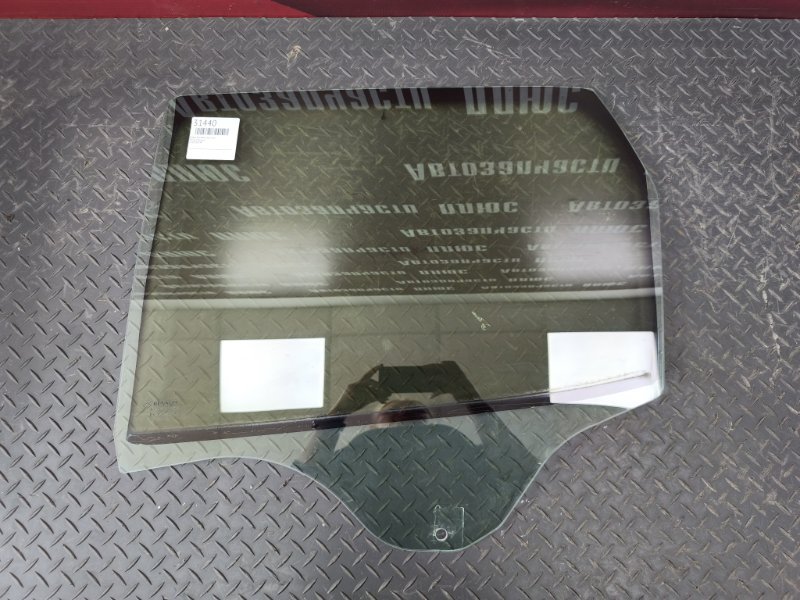 Стекло двери