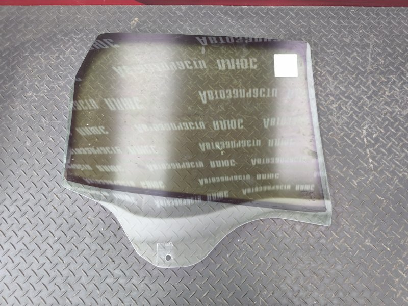 Стекло двери