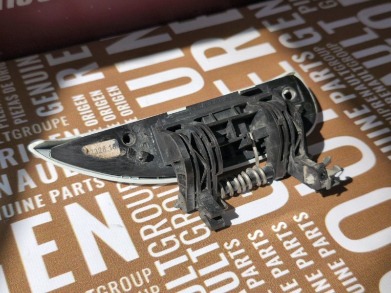 Ручка двери внешняя