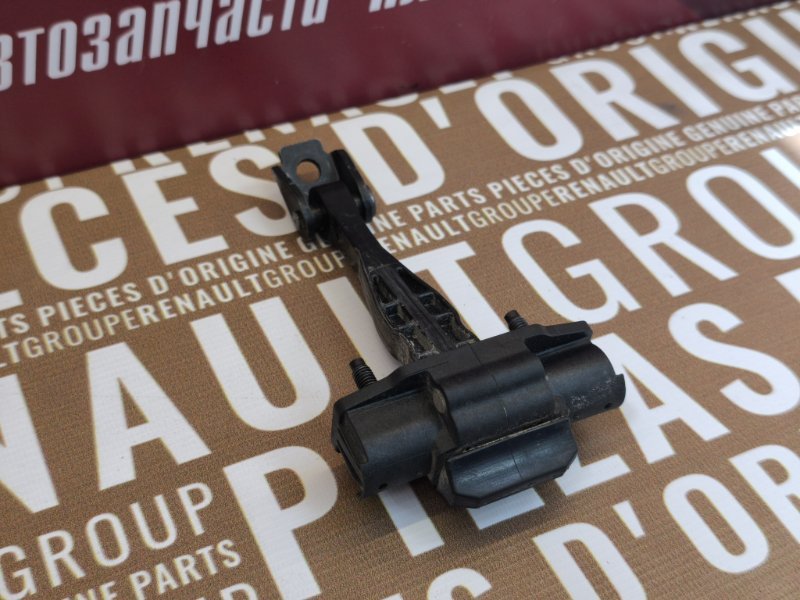 Ограничитель двери