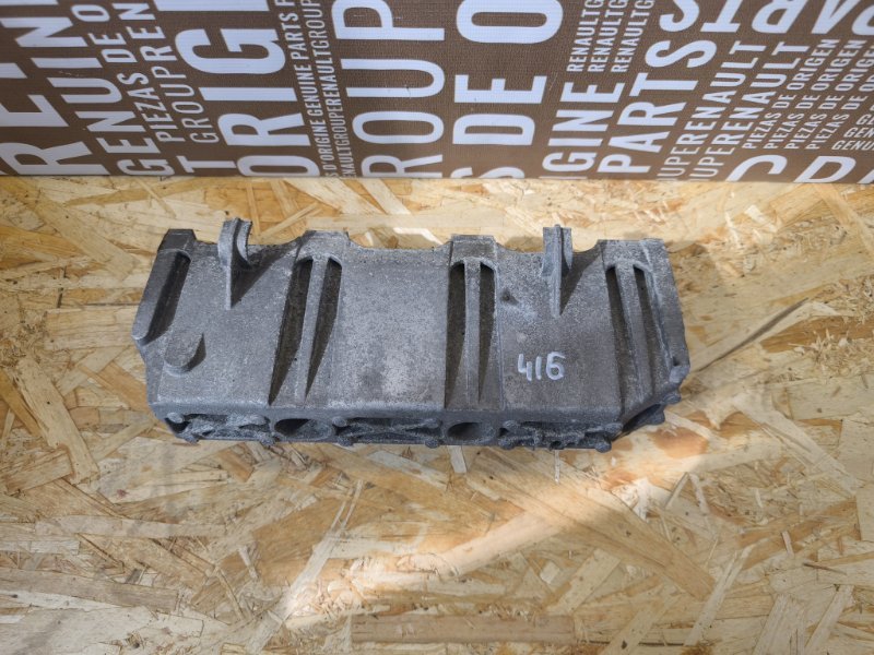 Кронштейн впускного коллектора