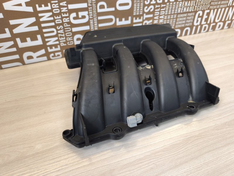 Впускной коллектор