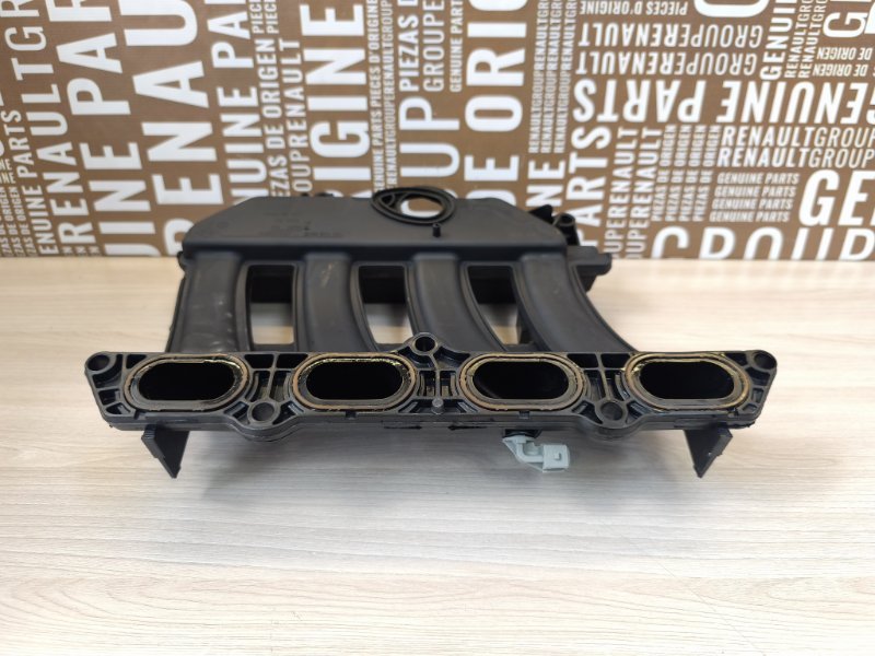 Впускной коллектор