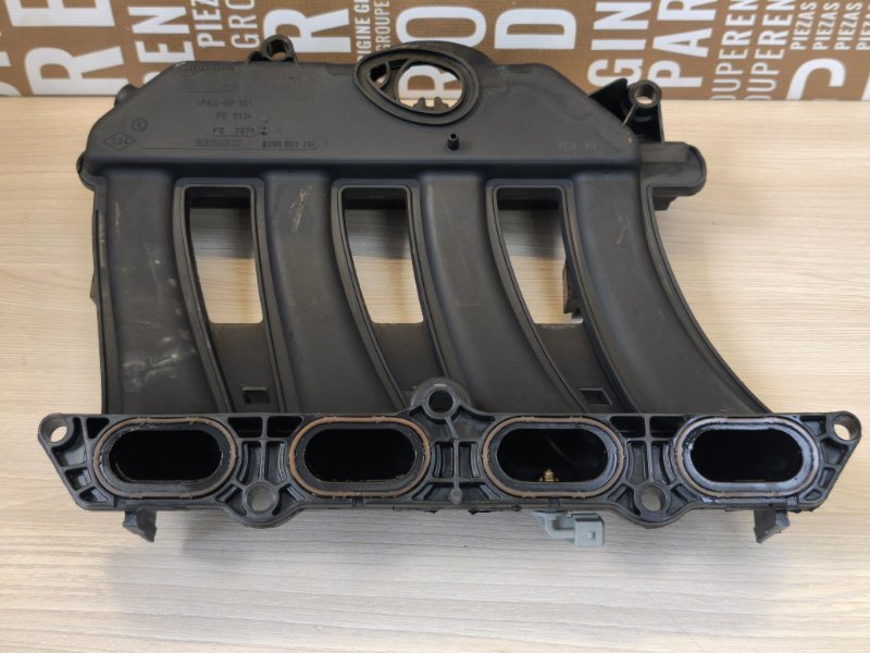 Впускной коллектор