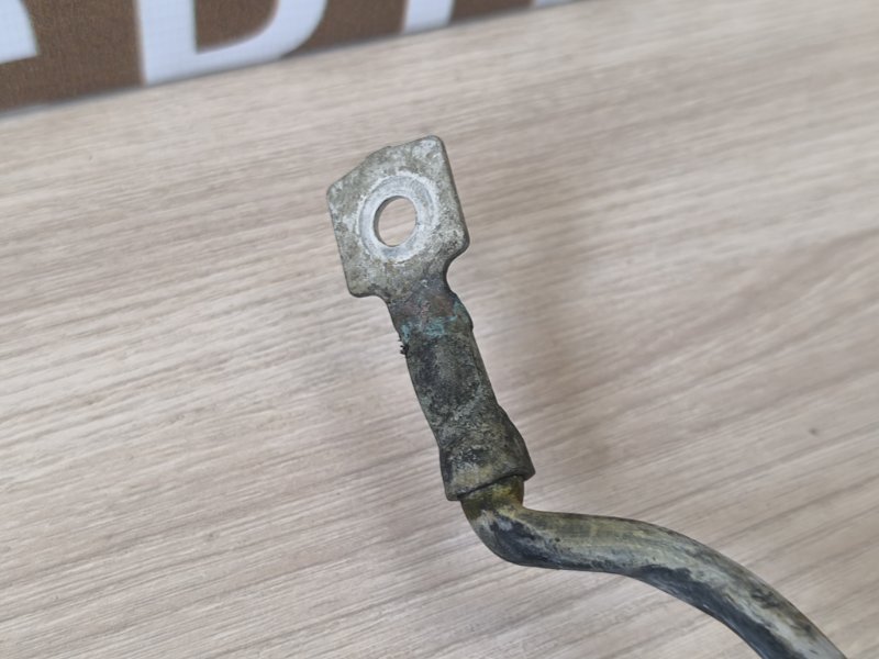 Клемма аккумулятора (минусовая)