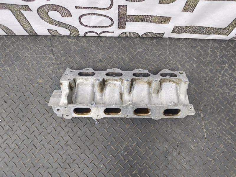 Впускной коллектор