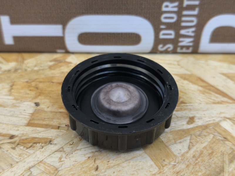 Крышка бачка ГУР