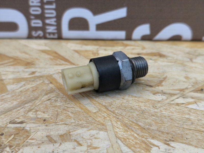 Датчик давления масла