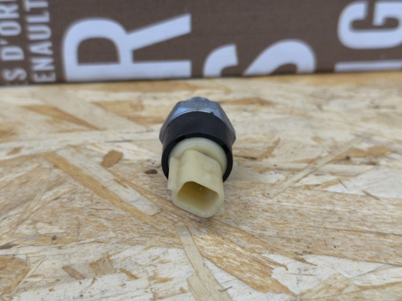 Датчик давления масла