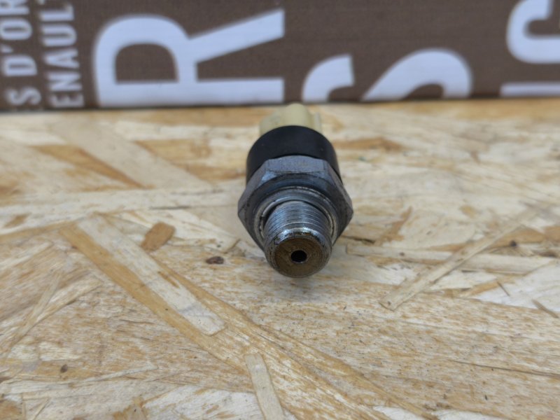 Датчик давления масла