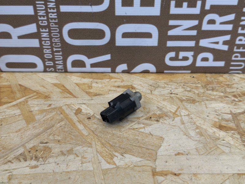 Датчик детонации двигателя