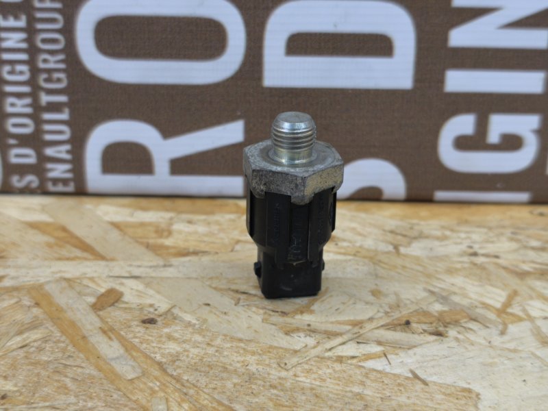 Датчик детонации двигателя