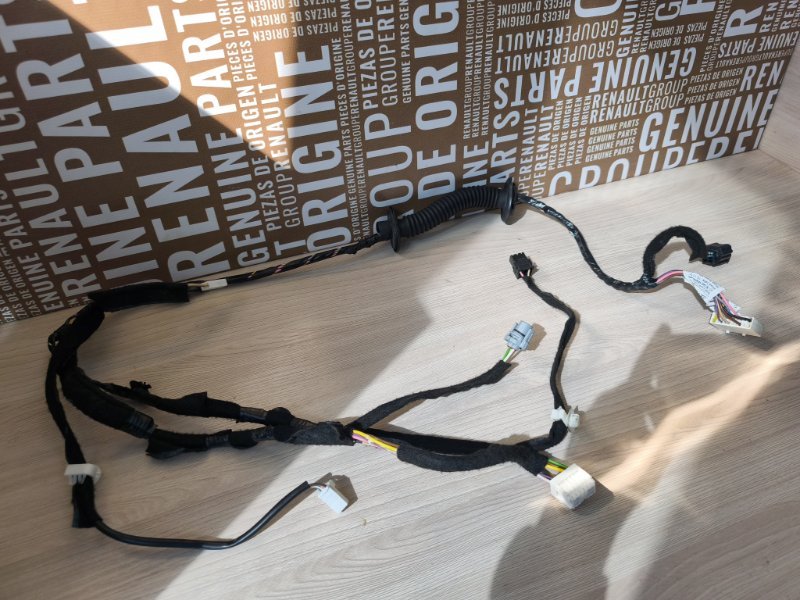 Проводка двери