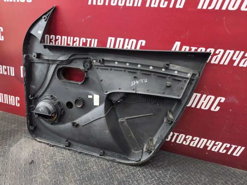 Обшивка боковой двери