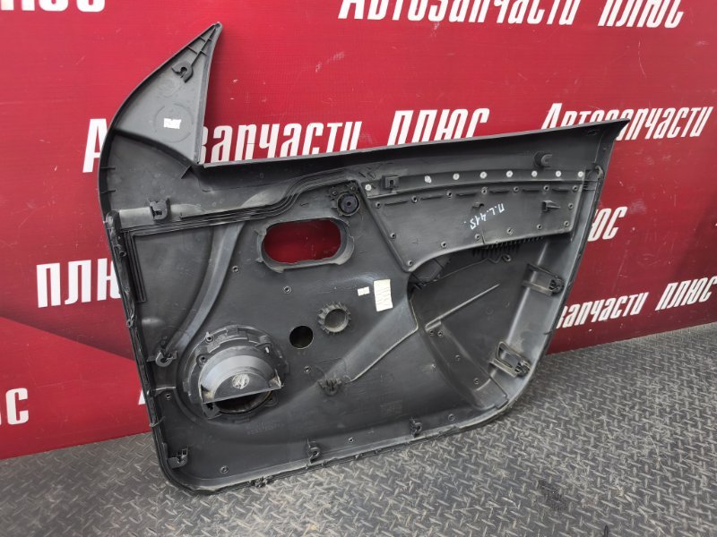 Обшивка боковой двери