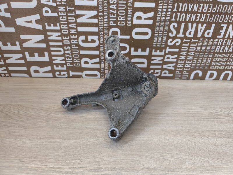 Кронштейн опоры кпп