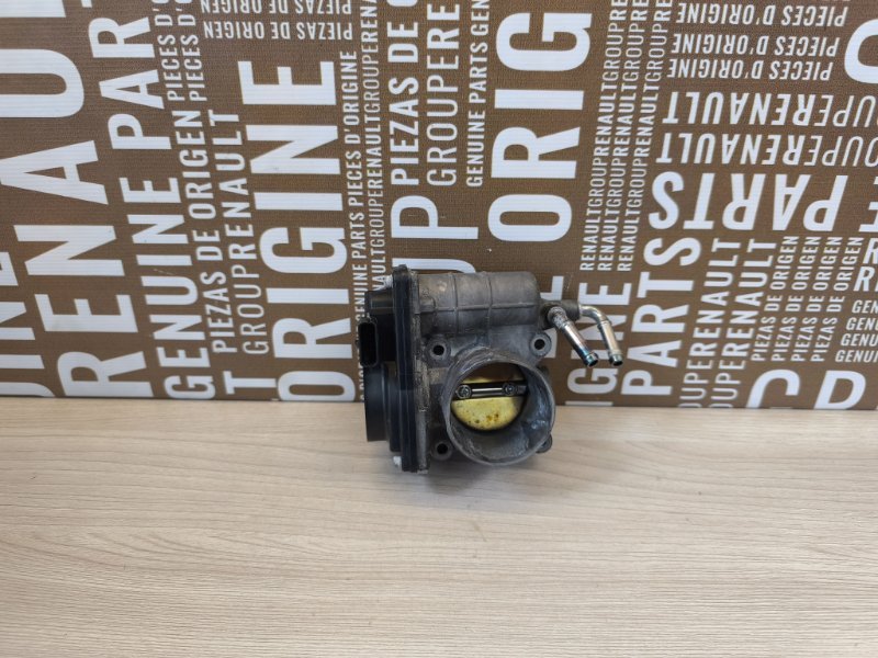 Дроссельная заслонка