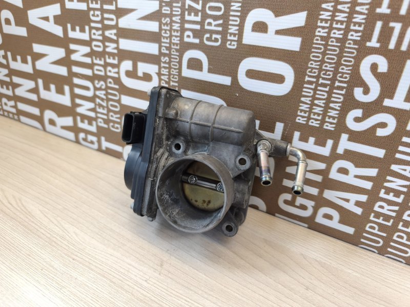 Дроссельная заслонка