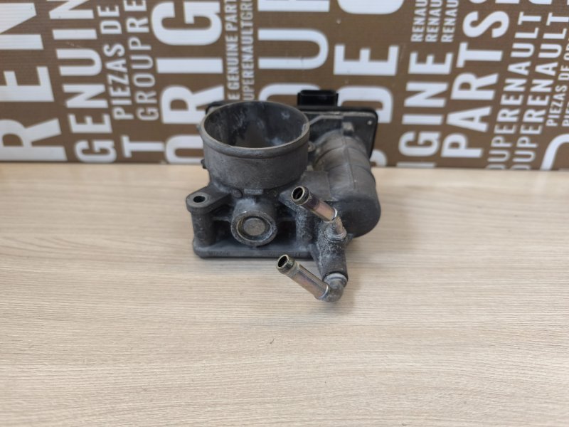 Дроссельная заслонка