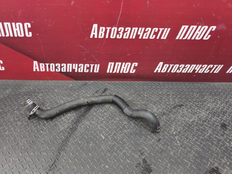 Патрубок радиатора