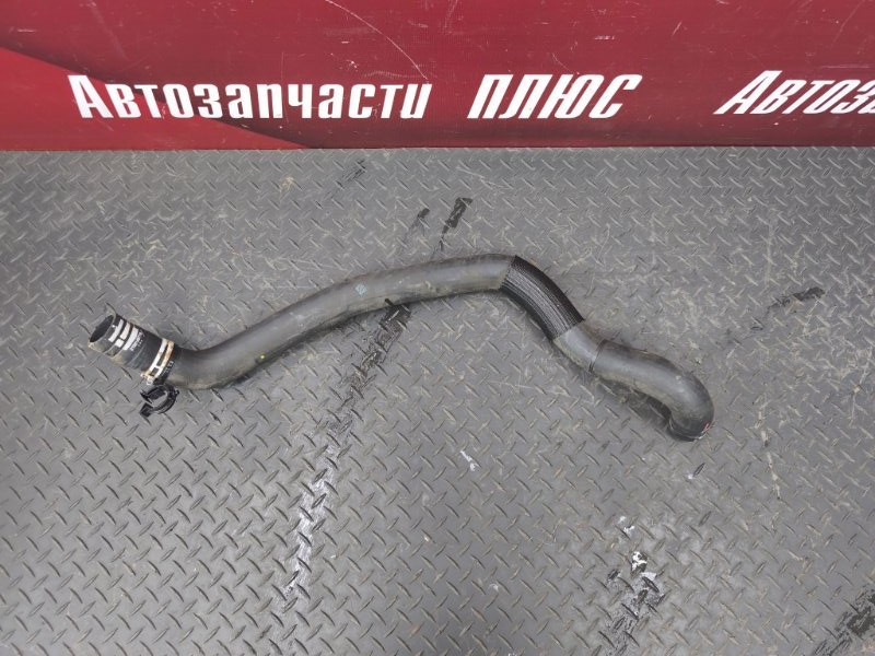 Патрубок радиатора