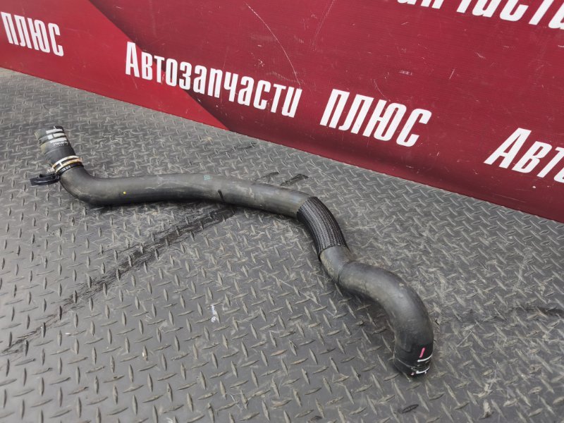 Патрубок радиатора