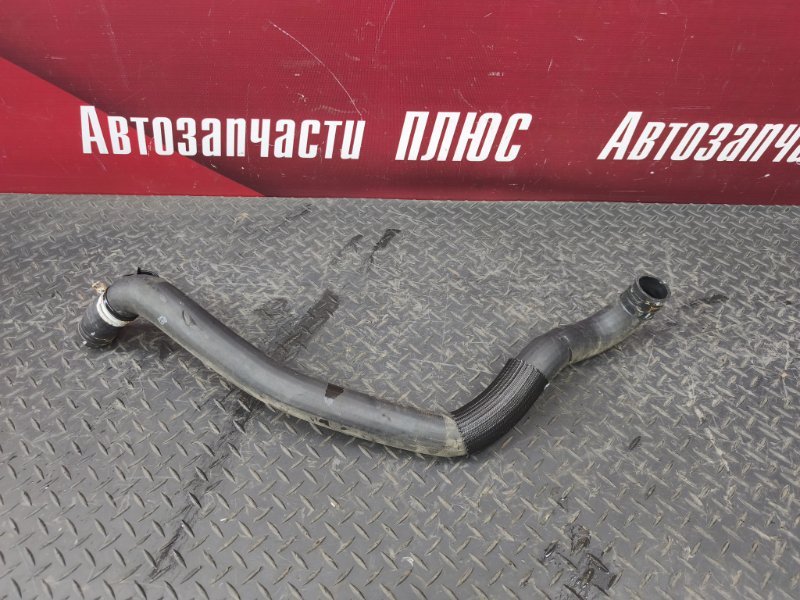 Патрубок радиатора