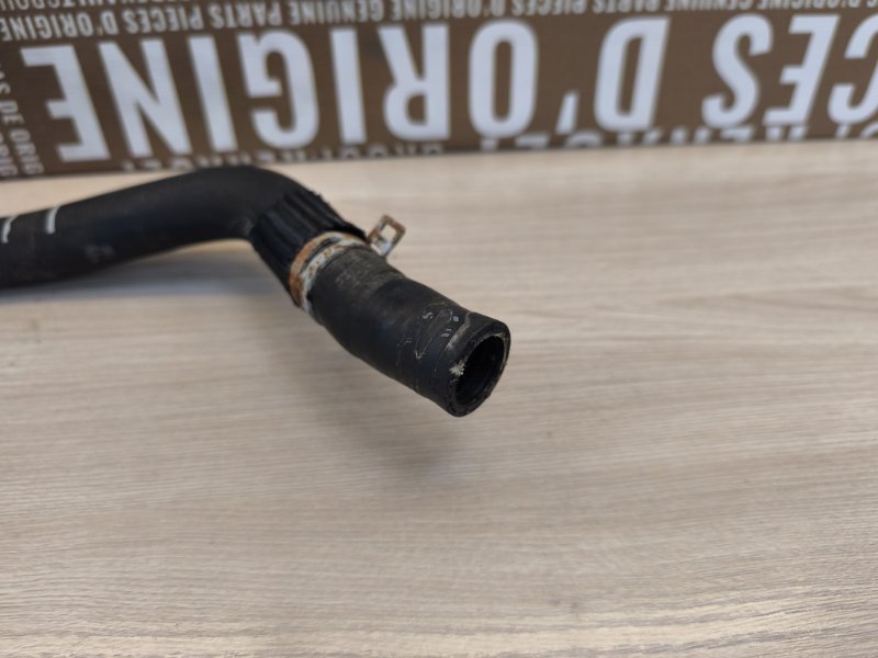 Патрубок радиатора