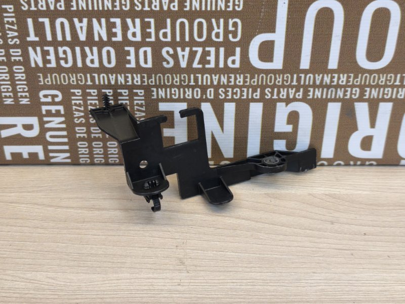 Кронштейн проводки