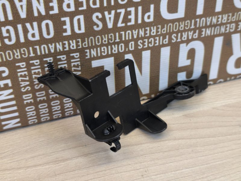 Кронштейн проводки