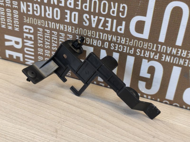 Кронштейн проводки