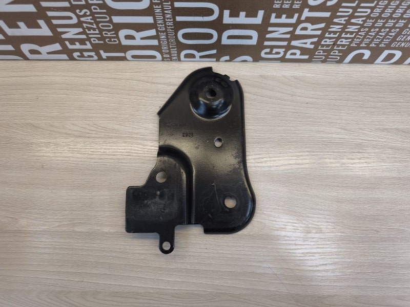 Кронштейн подрамника