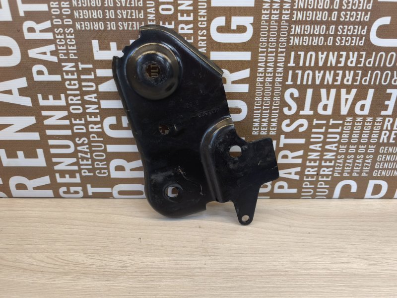 Кронштейн подрамника