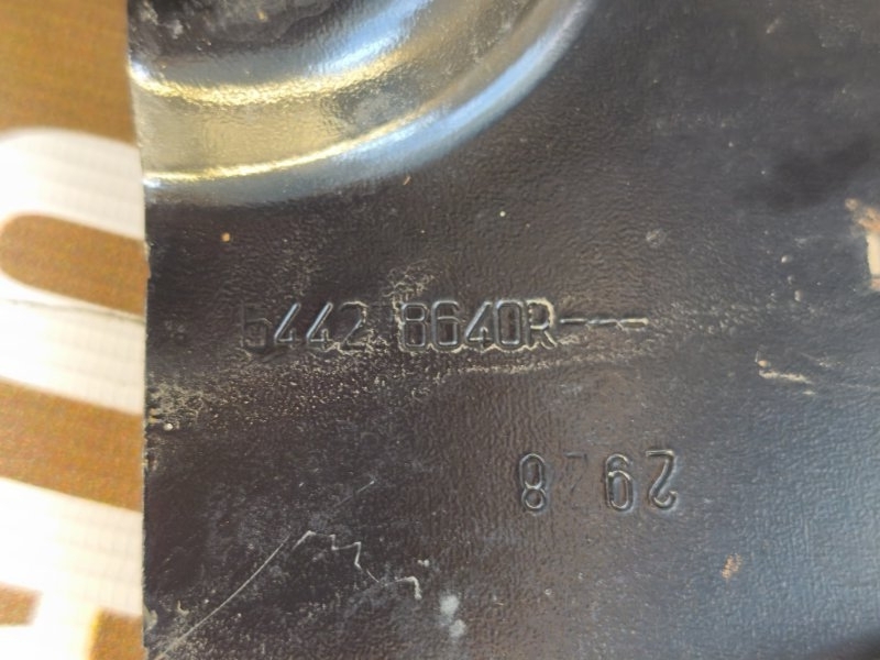 Кронштейн подрамника