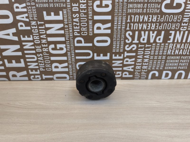 Демпфер подрамника