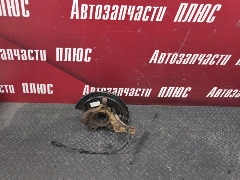 Кулак поворотный