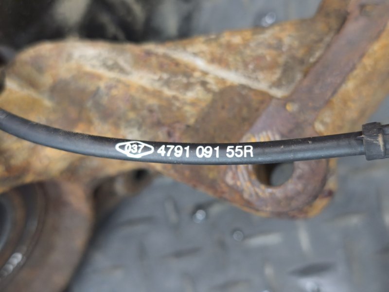 Кулак поворотный