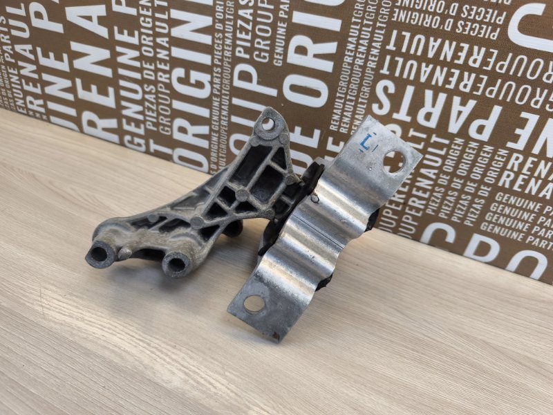 Опора двигателя