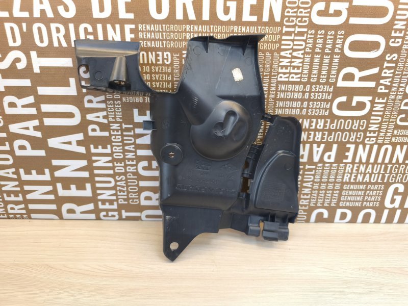 Пыльник двигателя