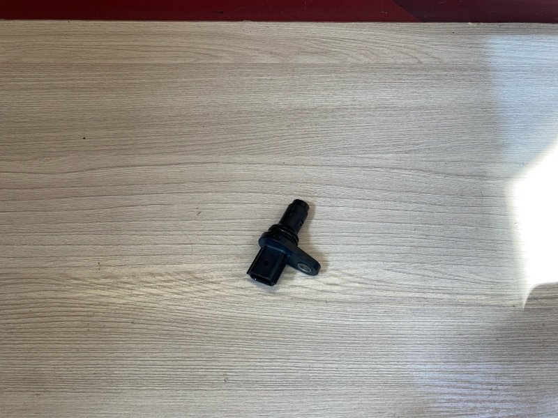 Датчик положения коленвала