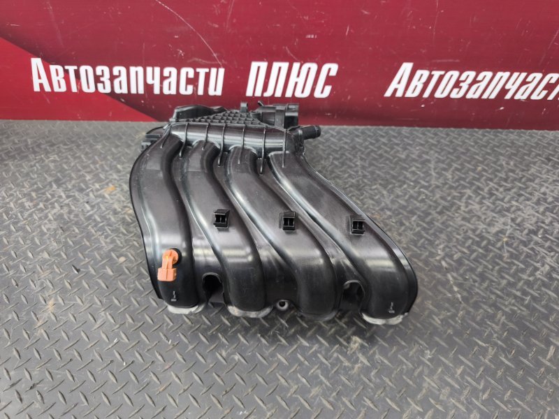 Впускной коллектор