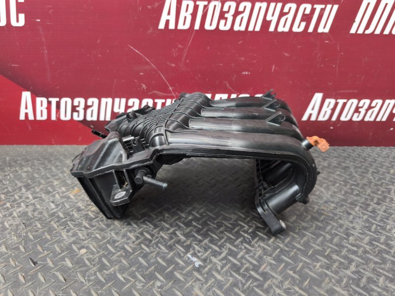 Впускной коллектор