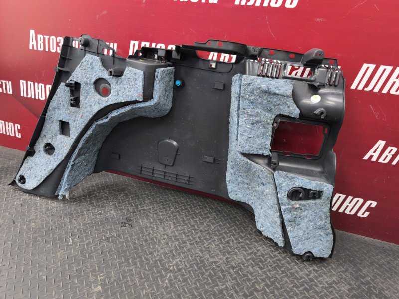 Обшивка багажника