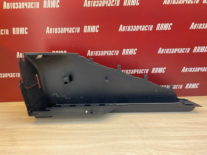 Обшивка багажника