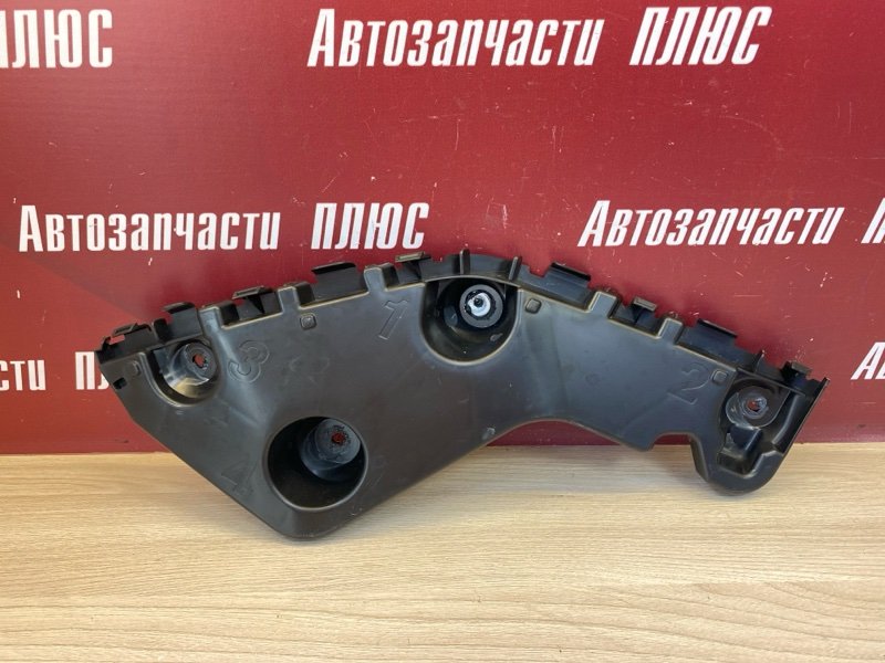 Кронштейн бампера