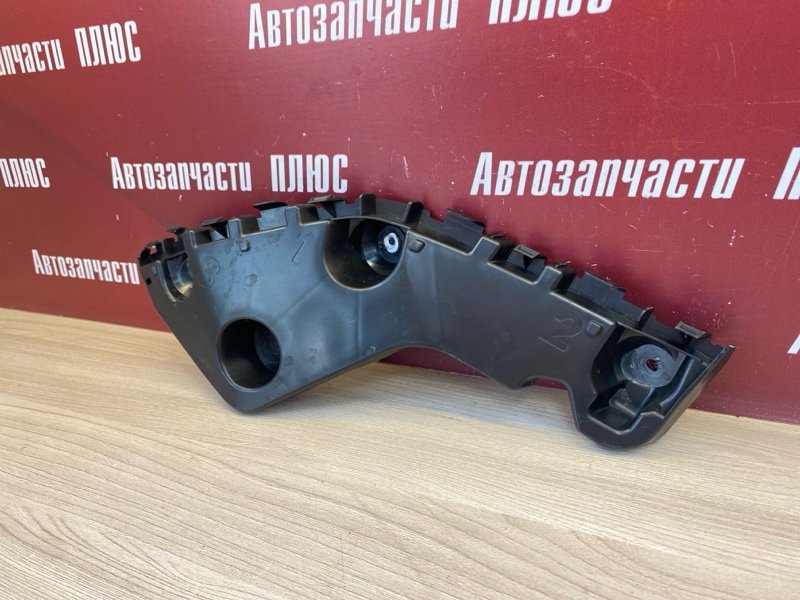 Кронштейн бампера