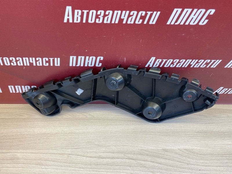 Кронштейн бампера