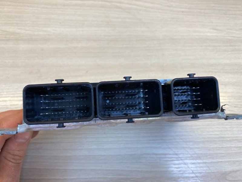 Блок управления двигателем