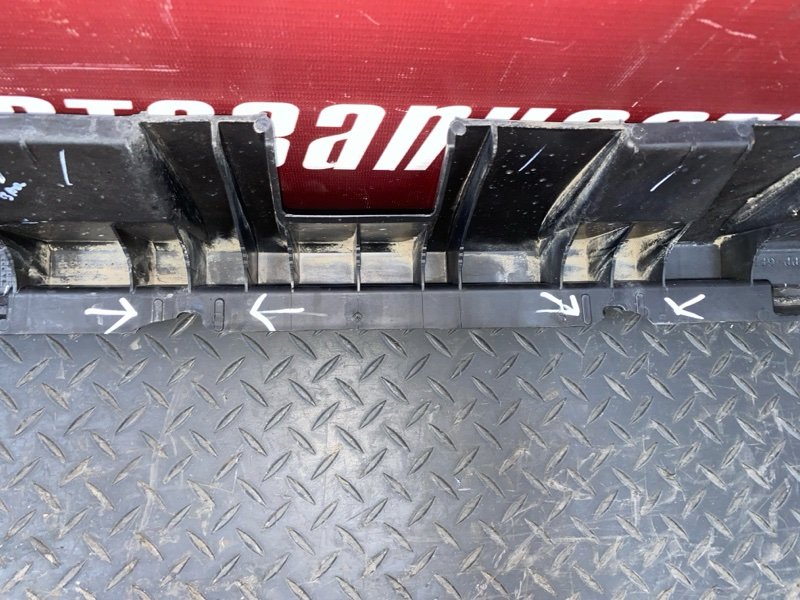 Кронштейн порога