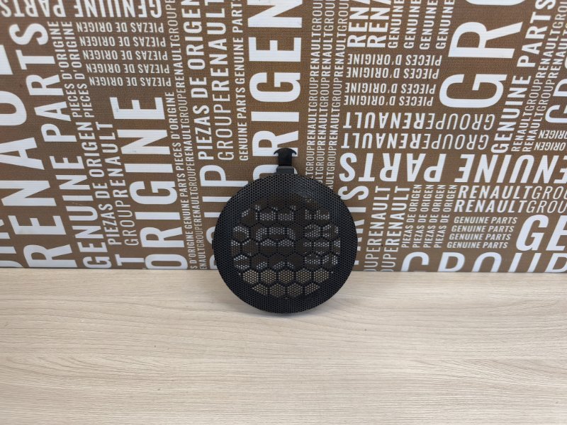 Крышка динамика